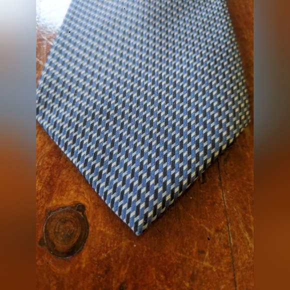 Denver Hayes Silk Tie - Picture 5 of 6